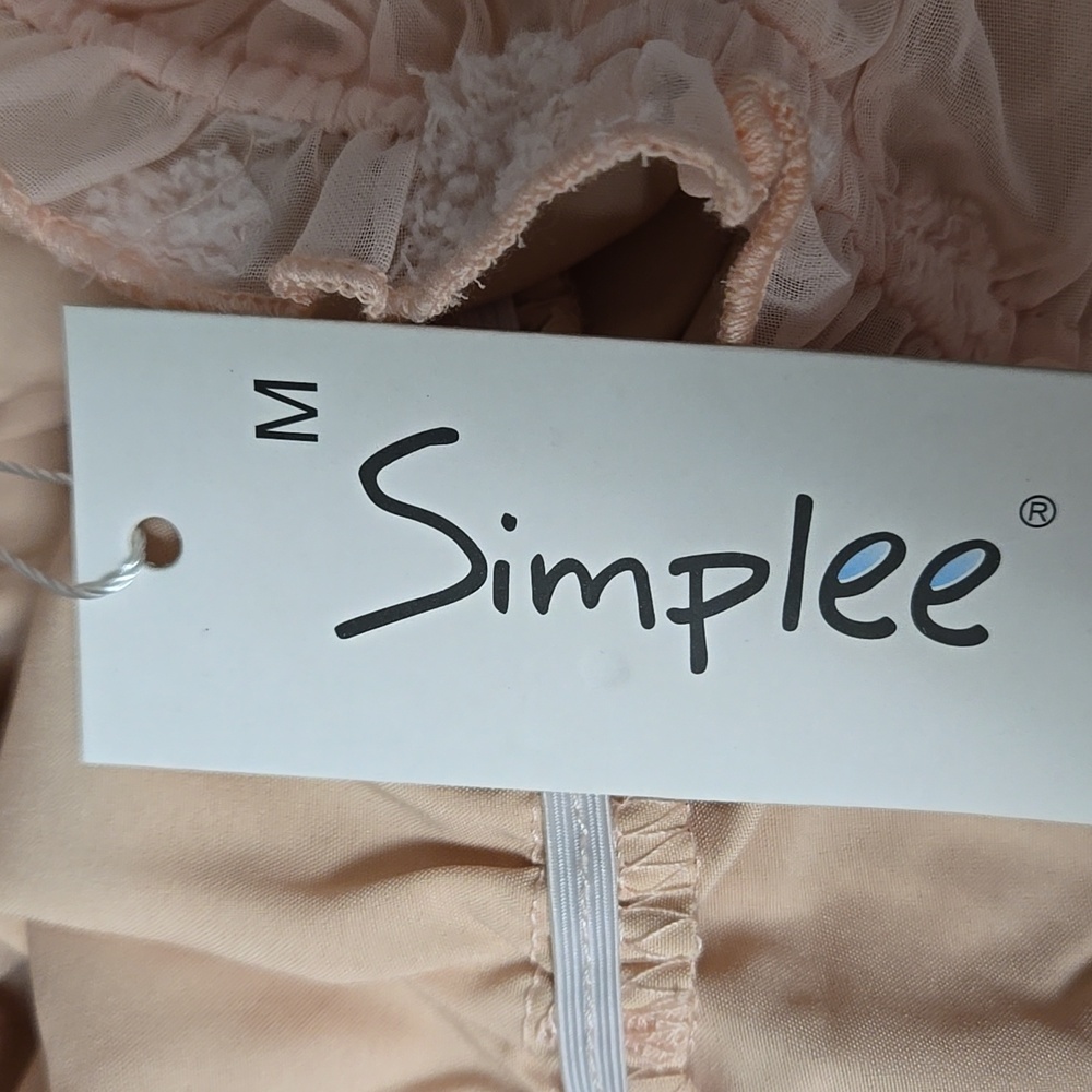 Simple Blush Ruffle High Waist Romper. - Picture 5 of 6